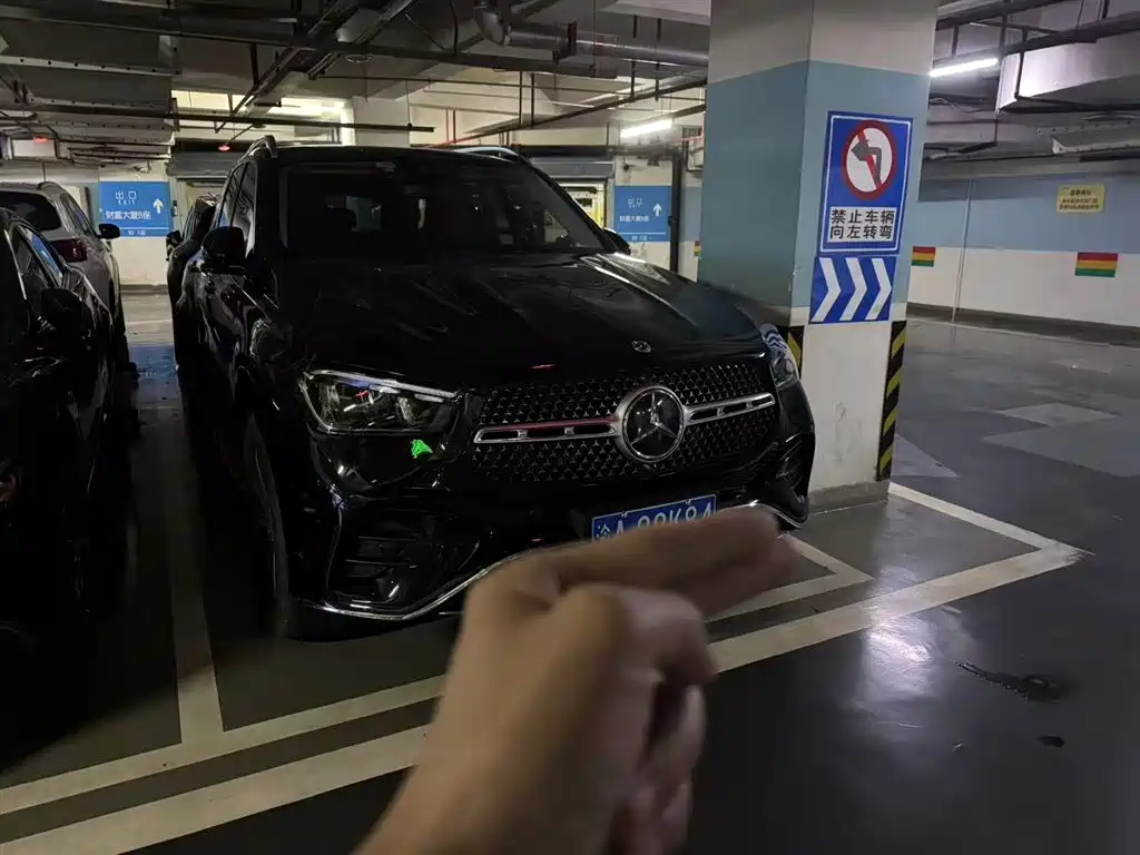 Mercedes-Benz GLE 2025 — фото 12