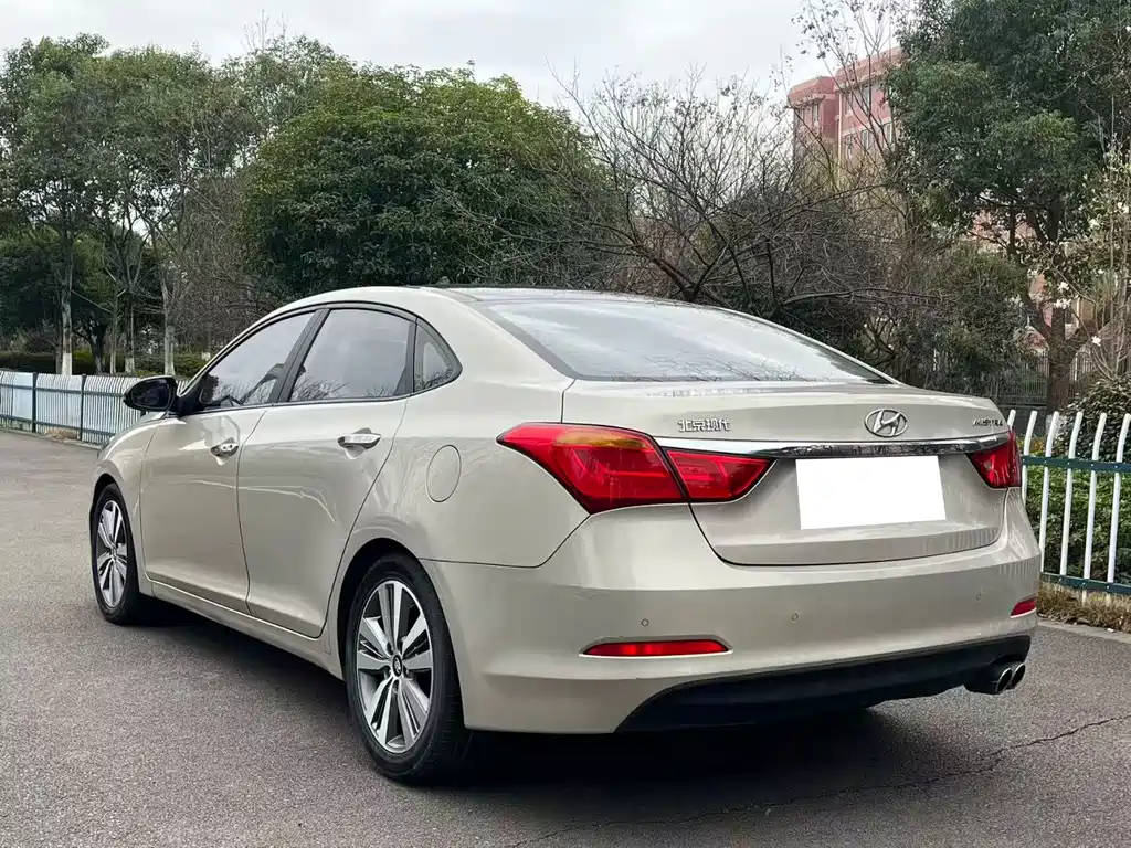 Hyundai Mistra 2014 — фото 9