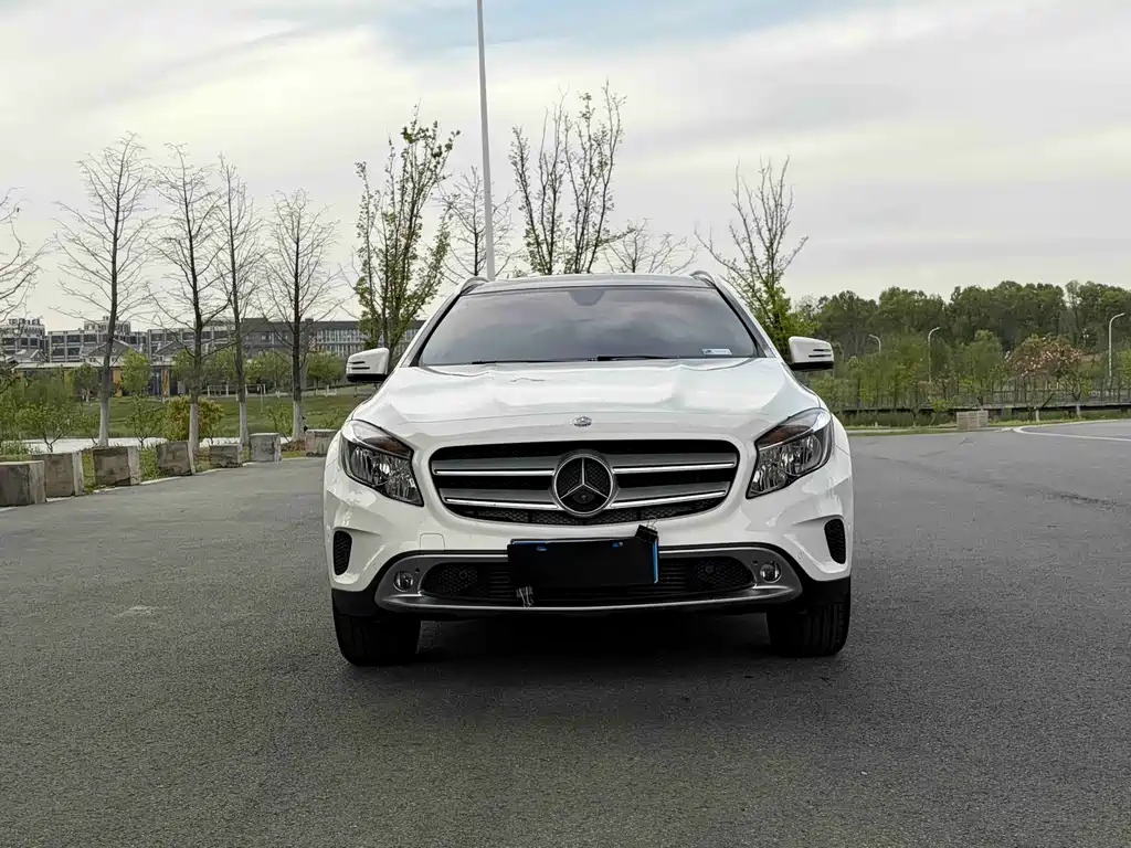 Mercedes-Benz GLA 2017 — фото 2