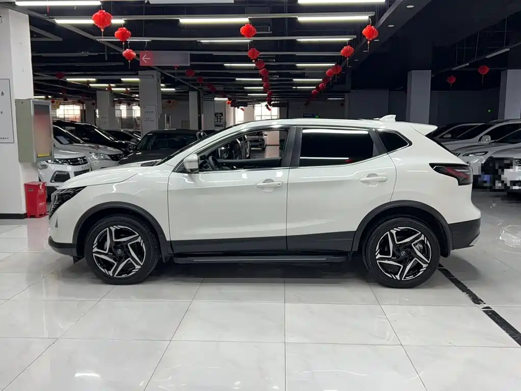 Nissan Qashqai 2025 — фото 7