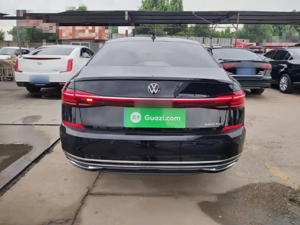 Volkswagen Passat 2025