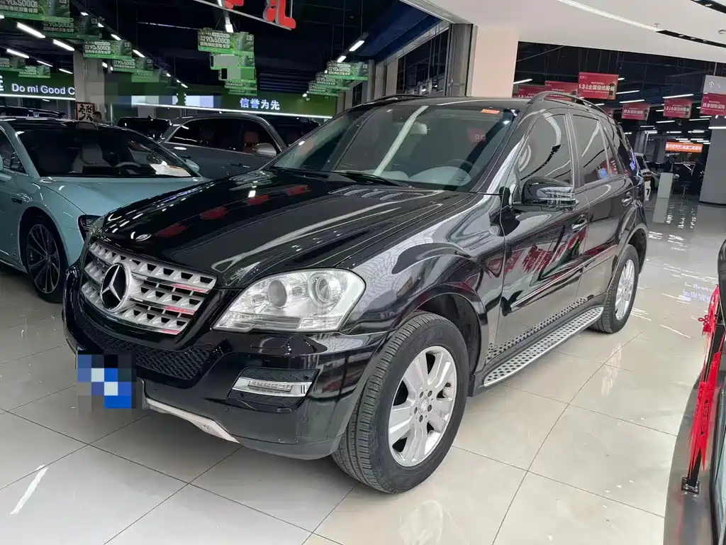 Mercedes-Benz M-Class 2011