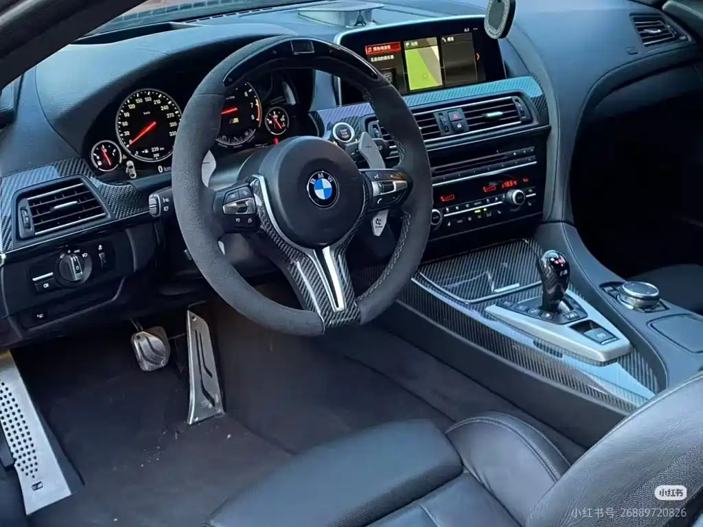 BMW M6 2017 — фото 9