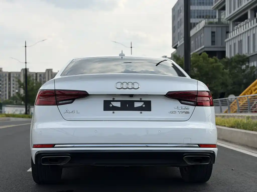 Audi A4L 2019 — фото 12