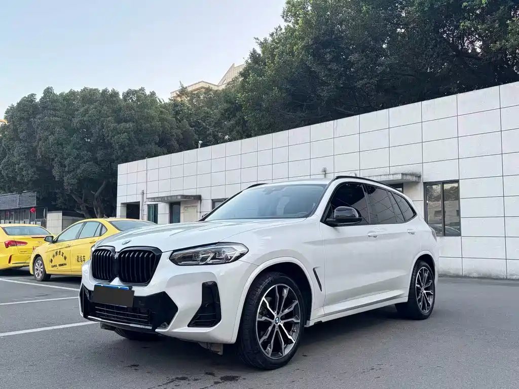 BMW X3 2022 — фото 1