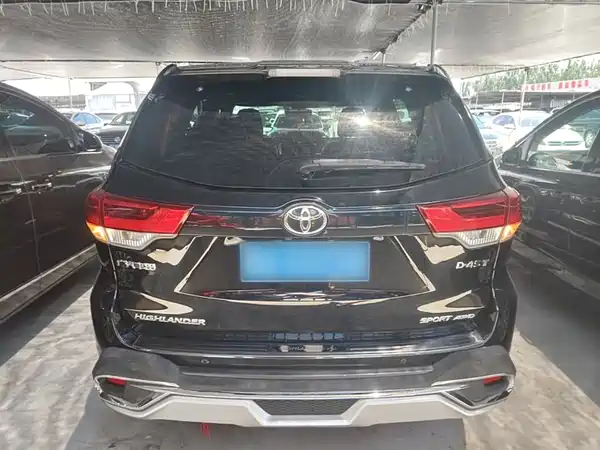 Toyota Highlander 2021