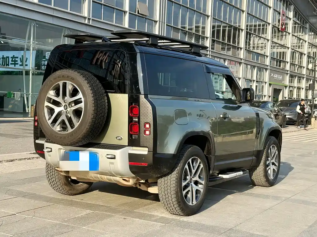 Land Rover Defender 2022 — фото 6