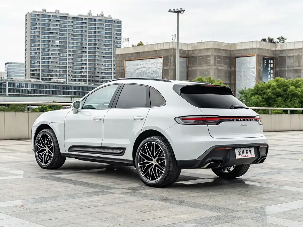 Porsche Macan 2023 — фото 6