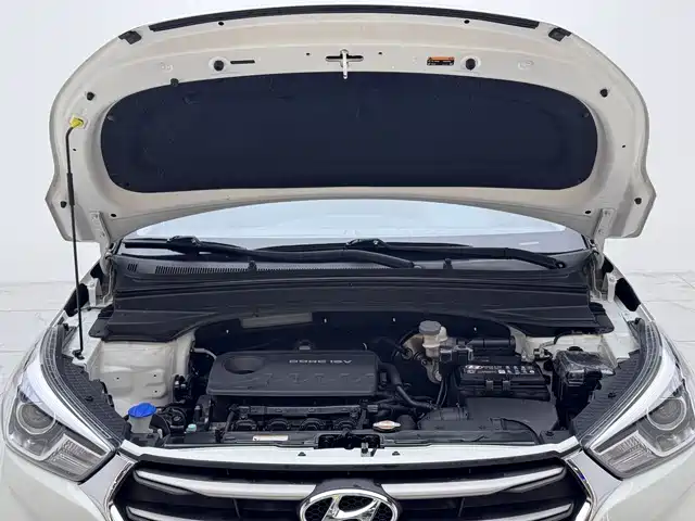 Hyundai ix25 2018 — фото 14