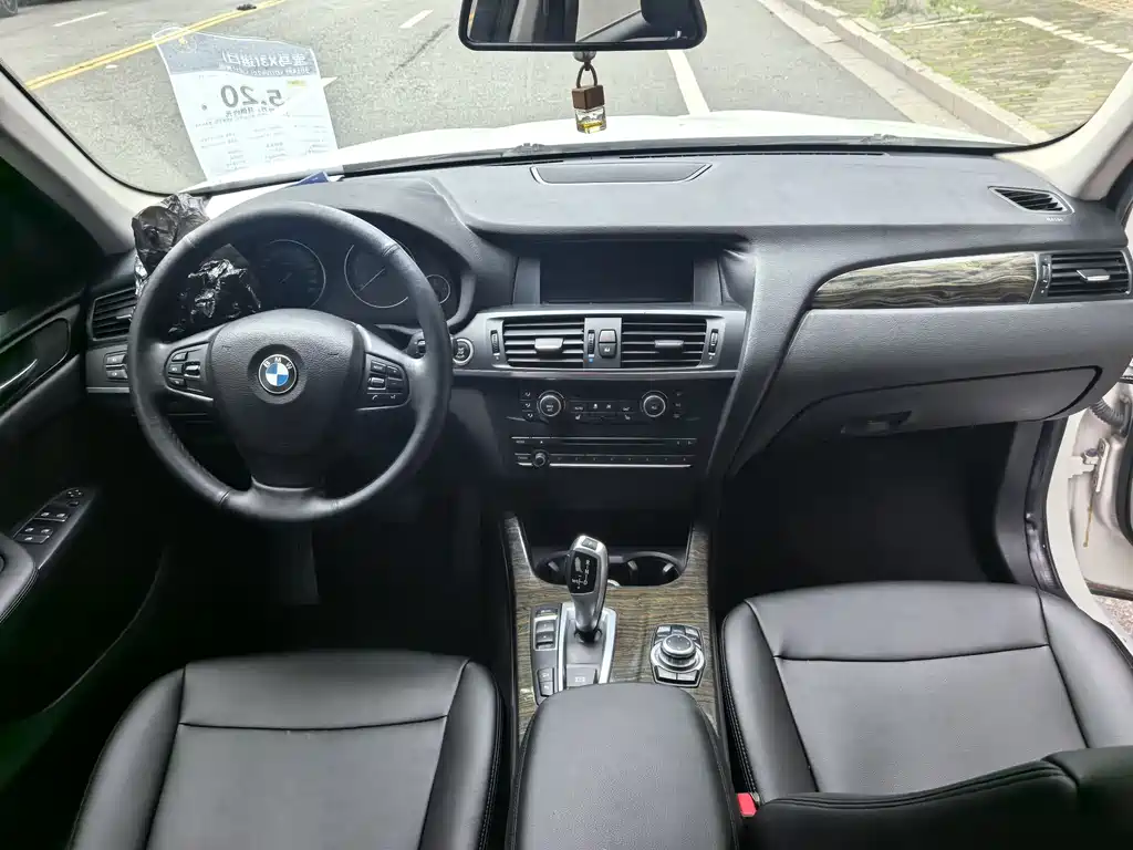 BMW X3 2014 — фото 23