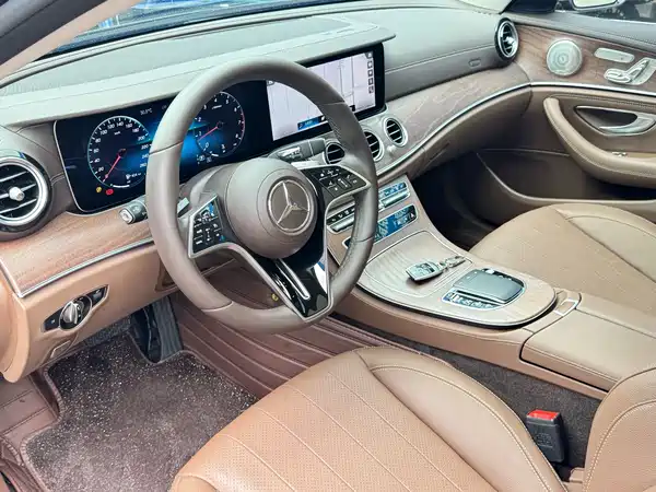Mercedes-Benz E-Class 2023