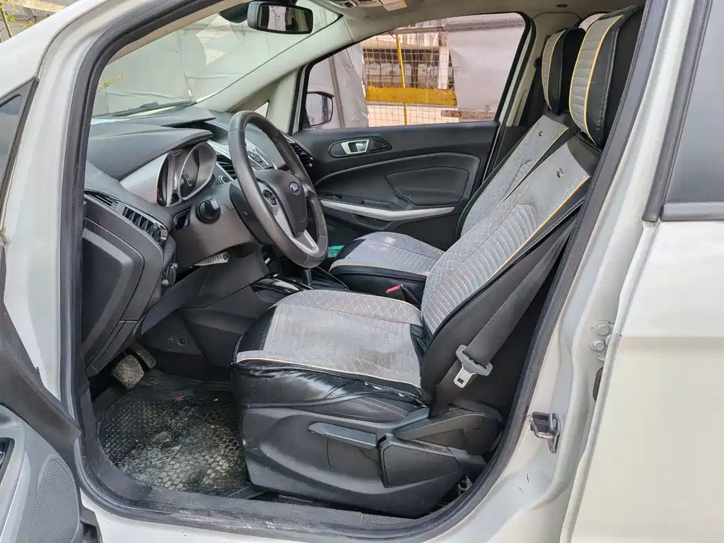 Ford Ecosport 2017 — фото 5