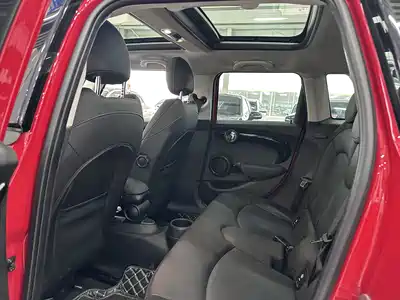 MINI MINI 2020