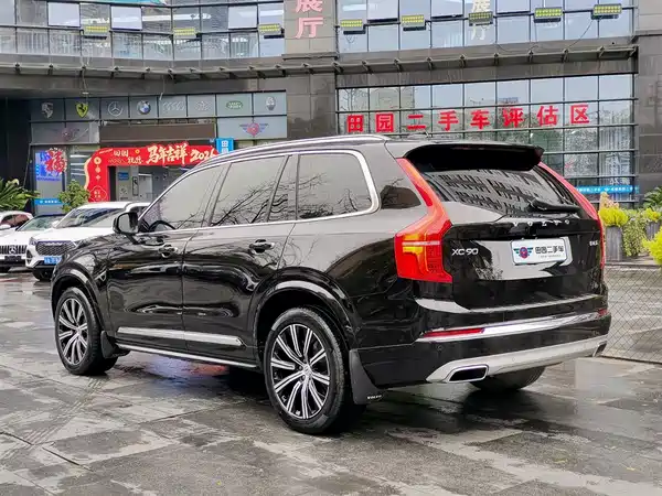 Volvo XC90 2021