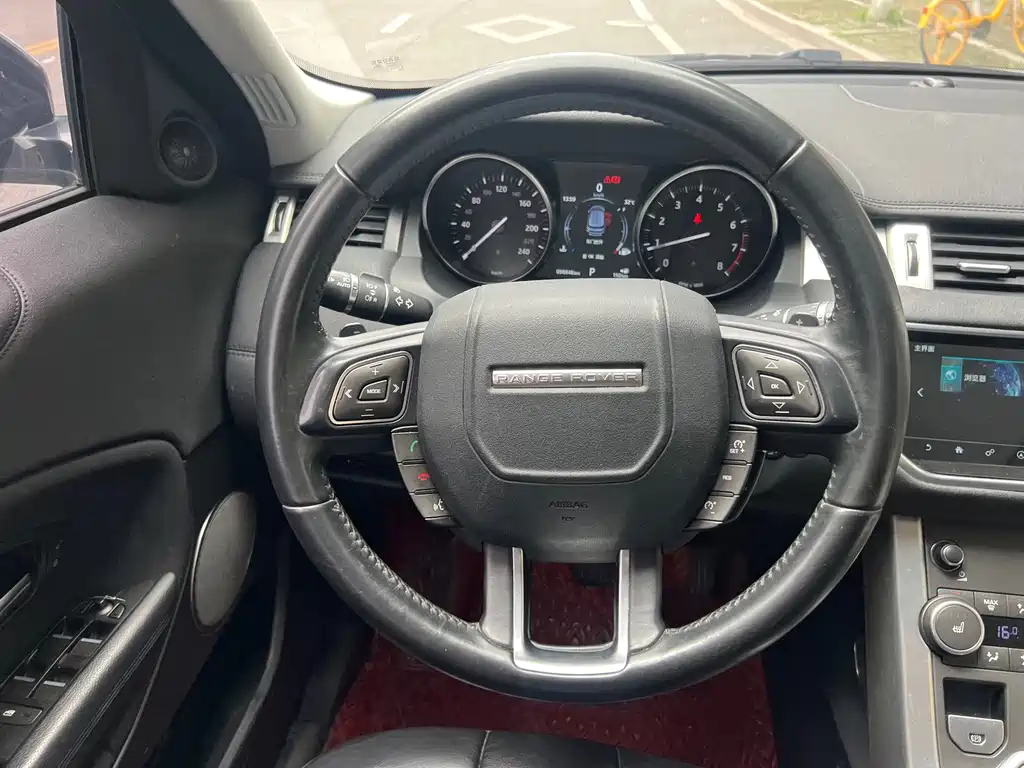 Land Rover Evoque 2017 — фото 30