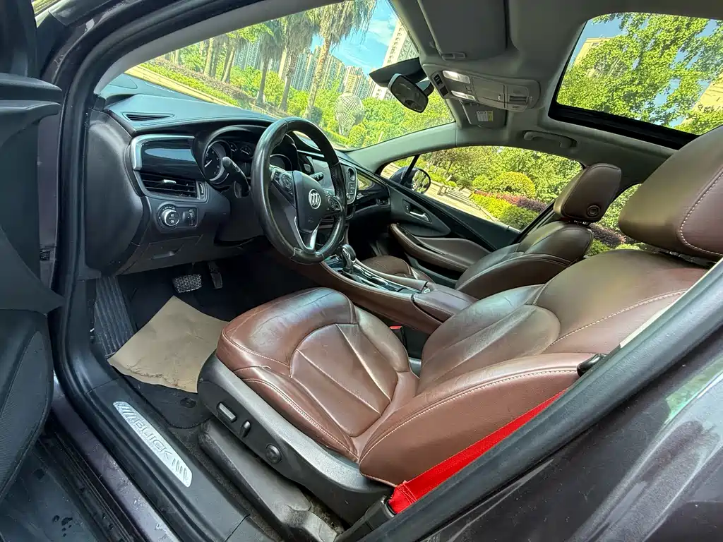 Buick Envision Plus 2018 — фото 9