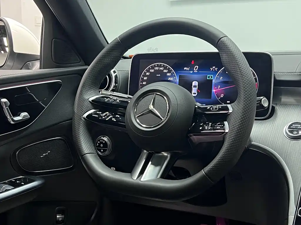 Mercedes-Benz C-Class 2022 — фото 20