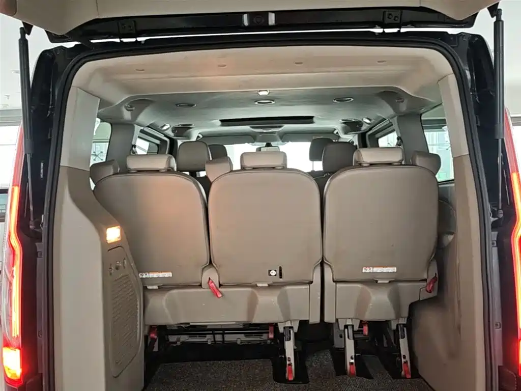 Ford Tourneo 2020 — фото 19