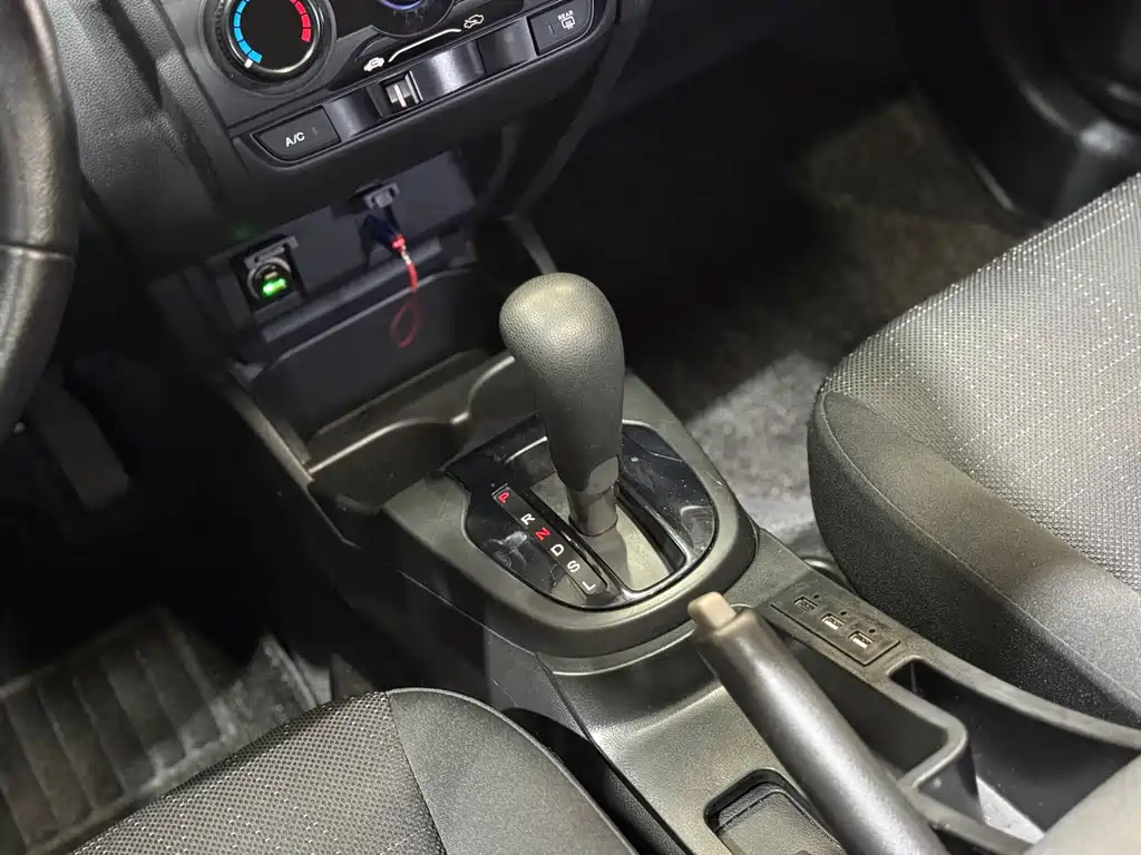 Honda Fit 2017 — фото 9