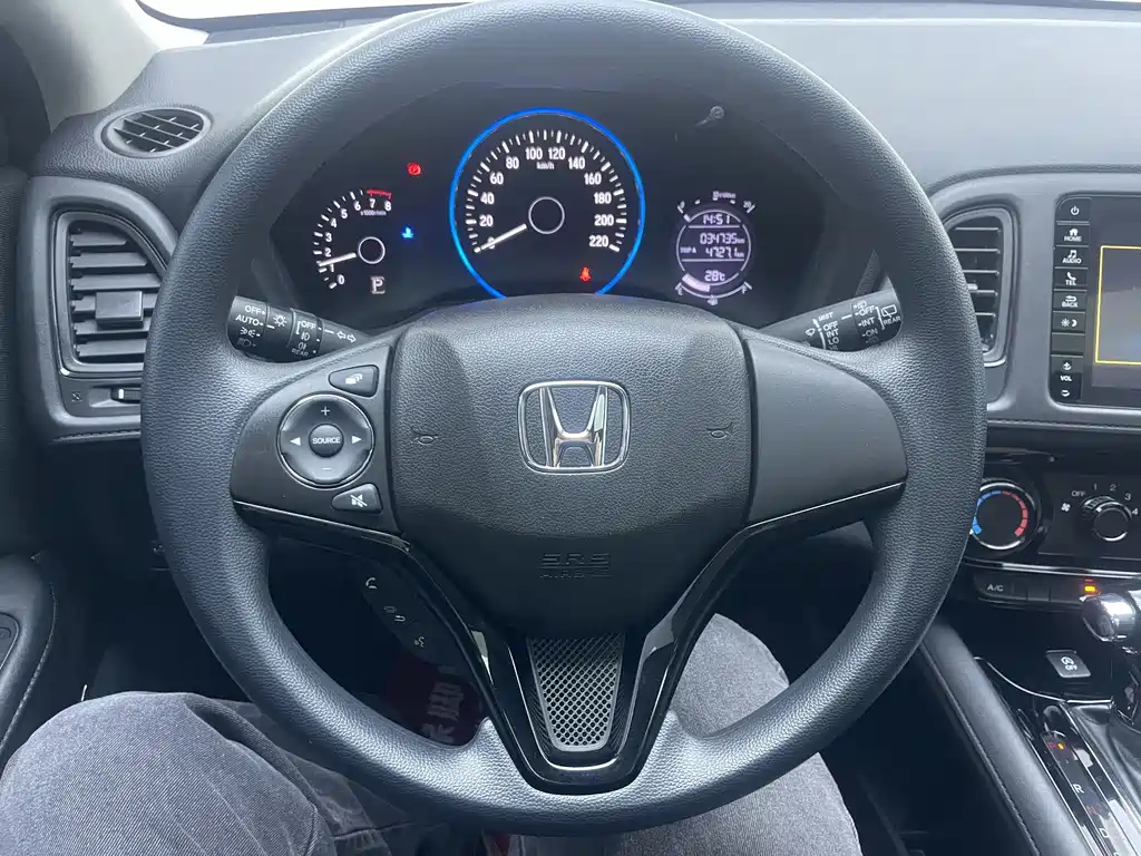 Honda Vezel 2022 — фото 13