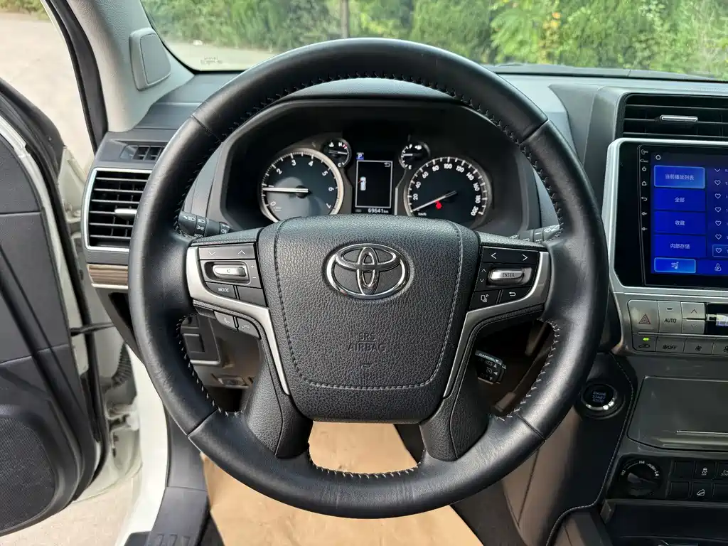 Toyota Prado 2019 — фото 21