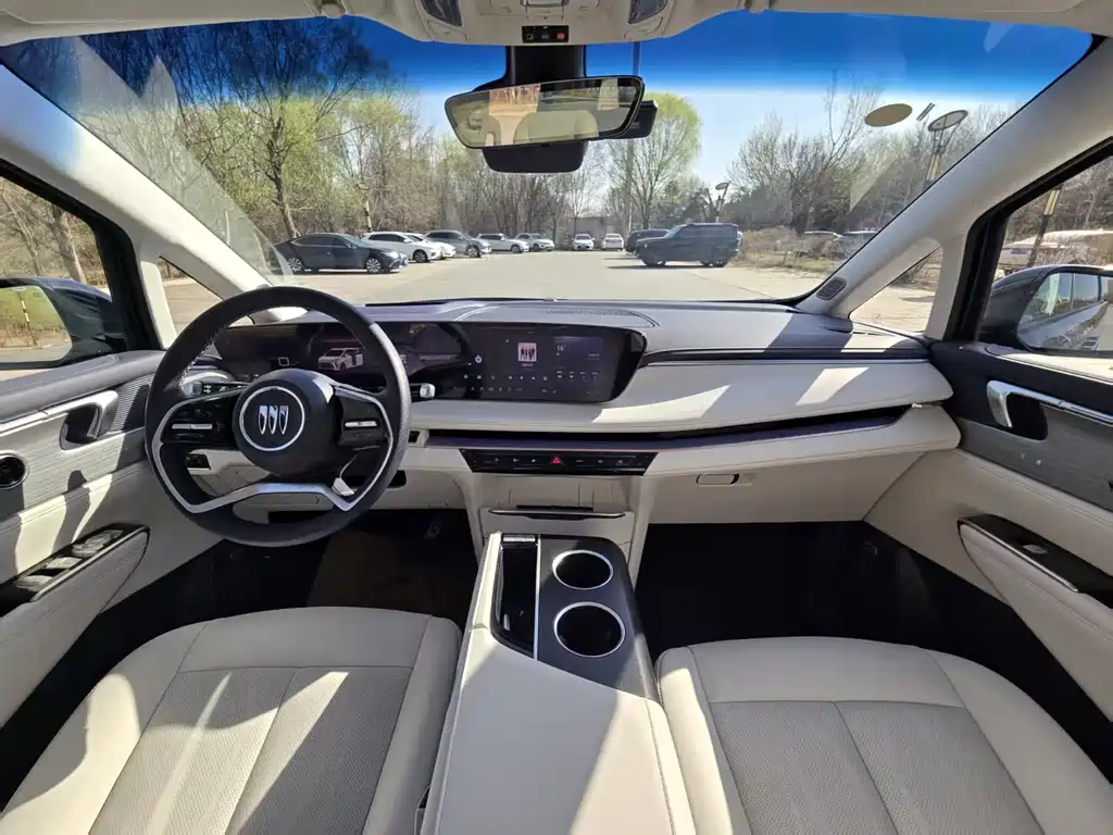 Buick GL8 Hybrid 2025 — фото 14