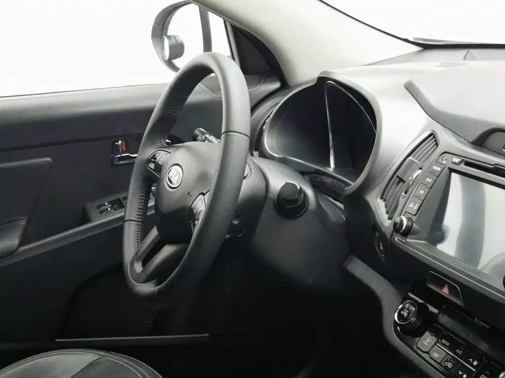Kia Sportage 2012 — фото 22