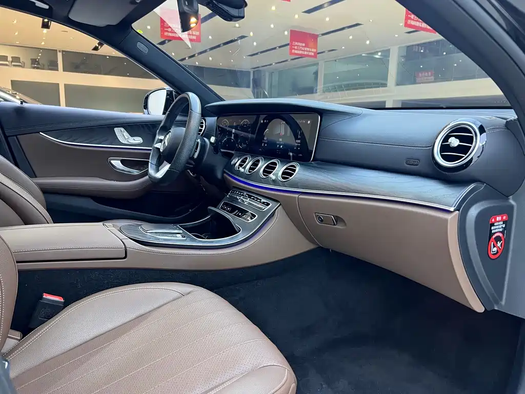 Mercedes-Benz E-Class 2021 — фото 10