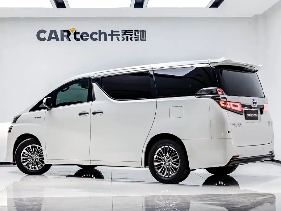 Toyota Vellfire 2021 — фото 2