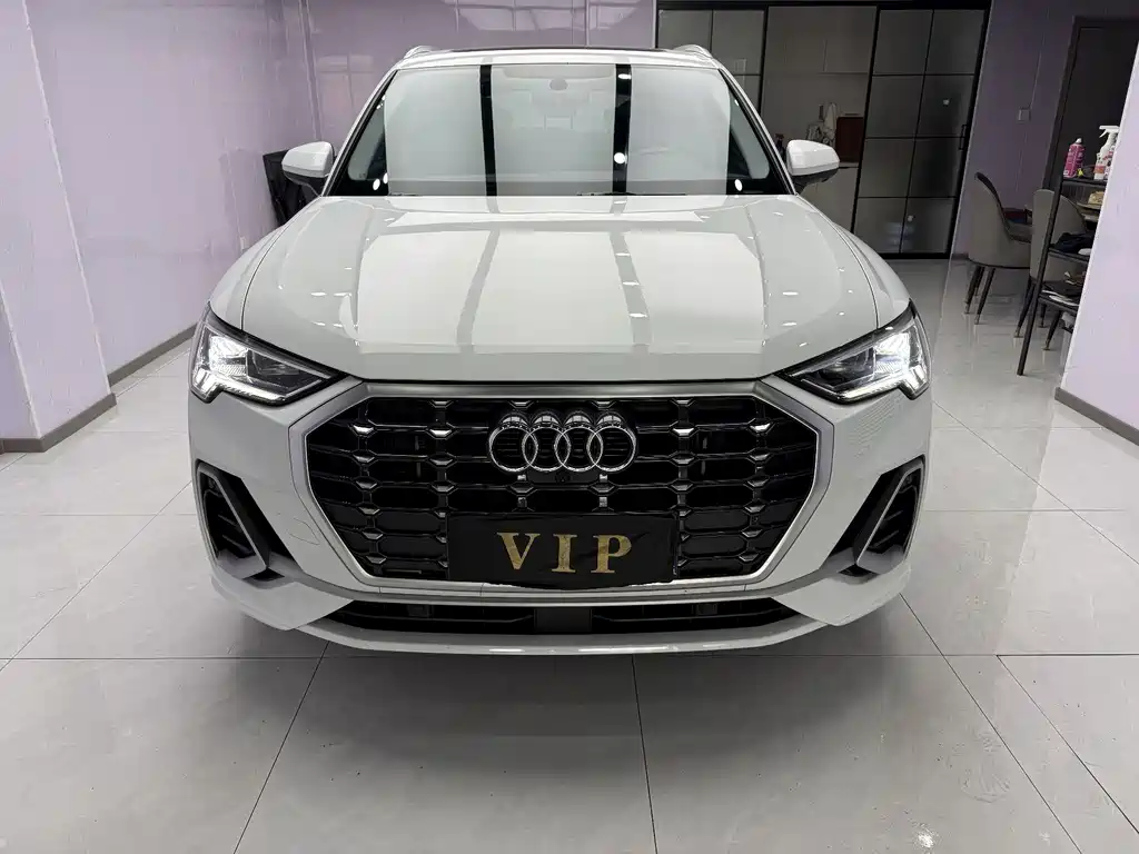 Audi Q3 2022