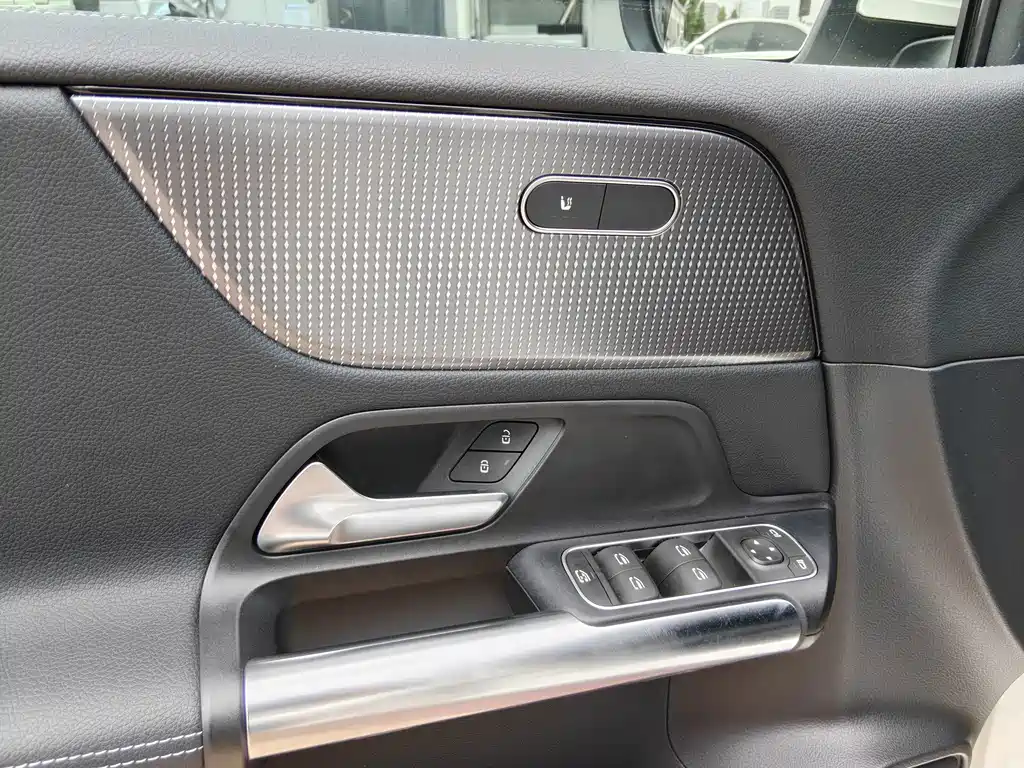 Mercedes-Benz B-Class 2022
