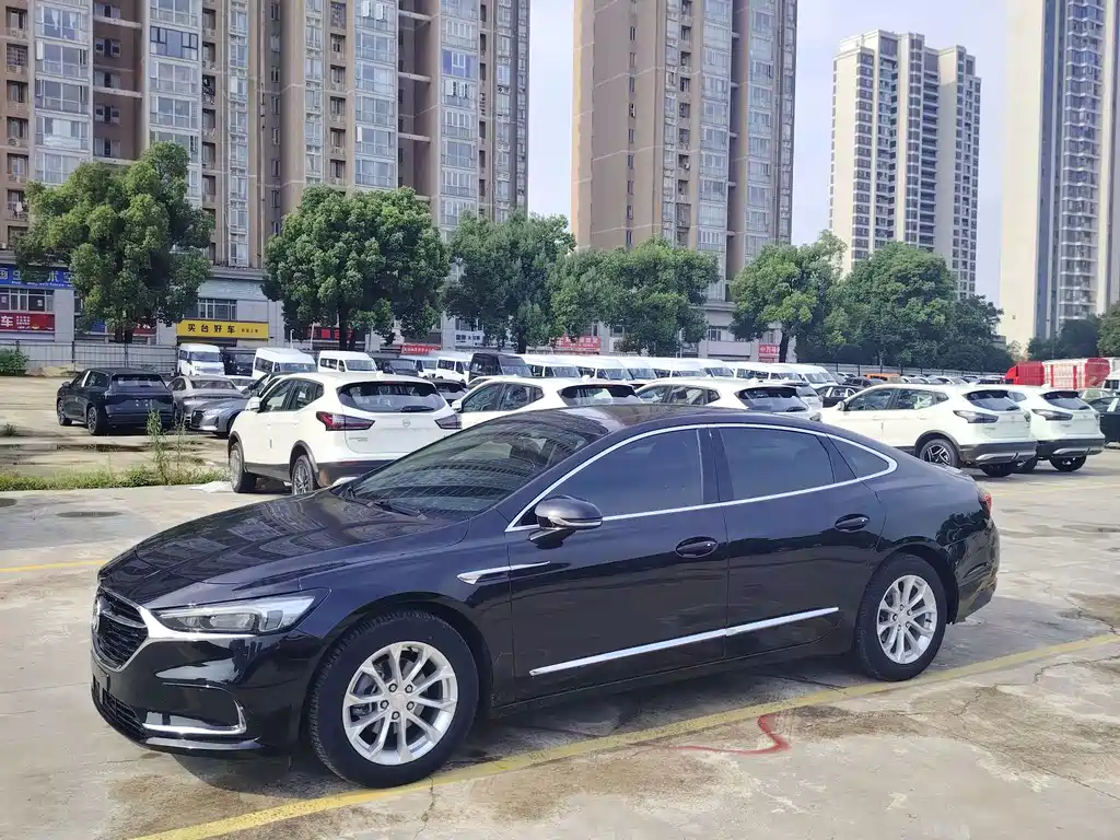Buick LaCrosse 2020 — фото 1
