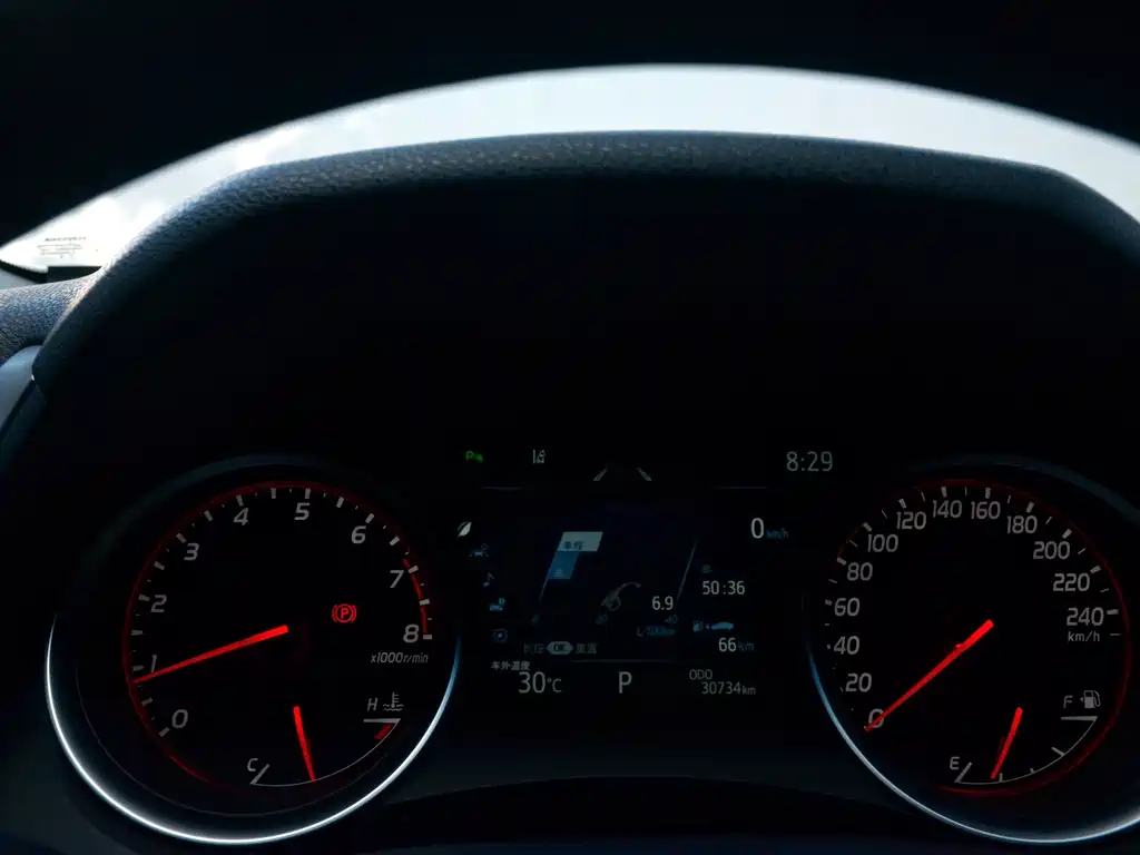 Toyota Camry 2023 — фото 14