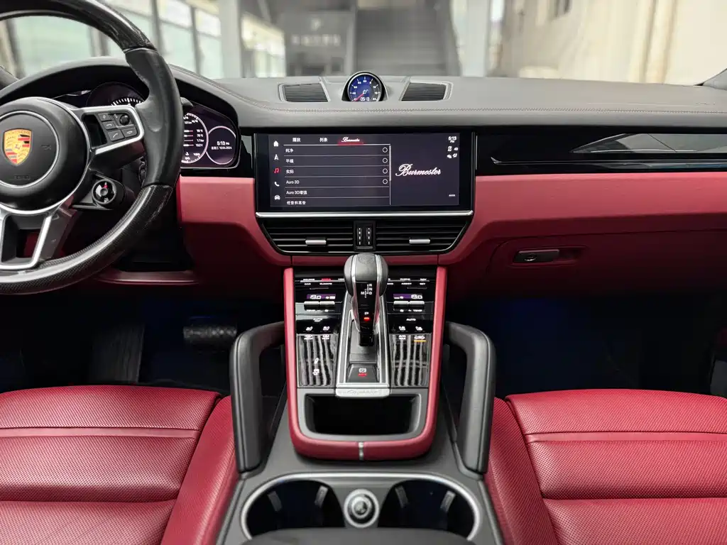 Porsche Cayenne 2022 — фото 12