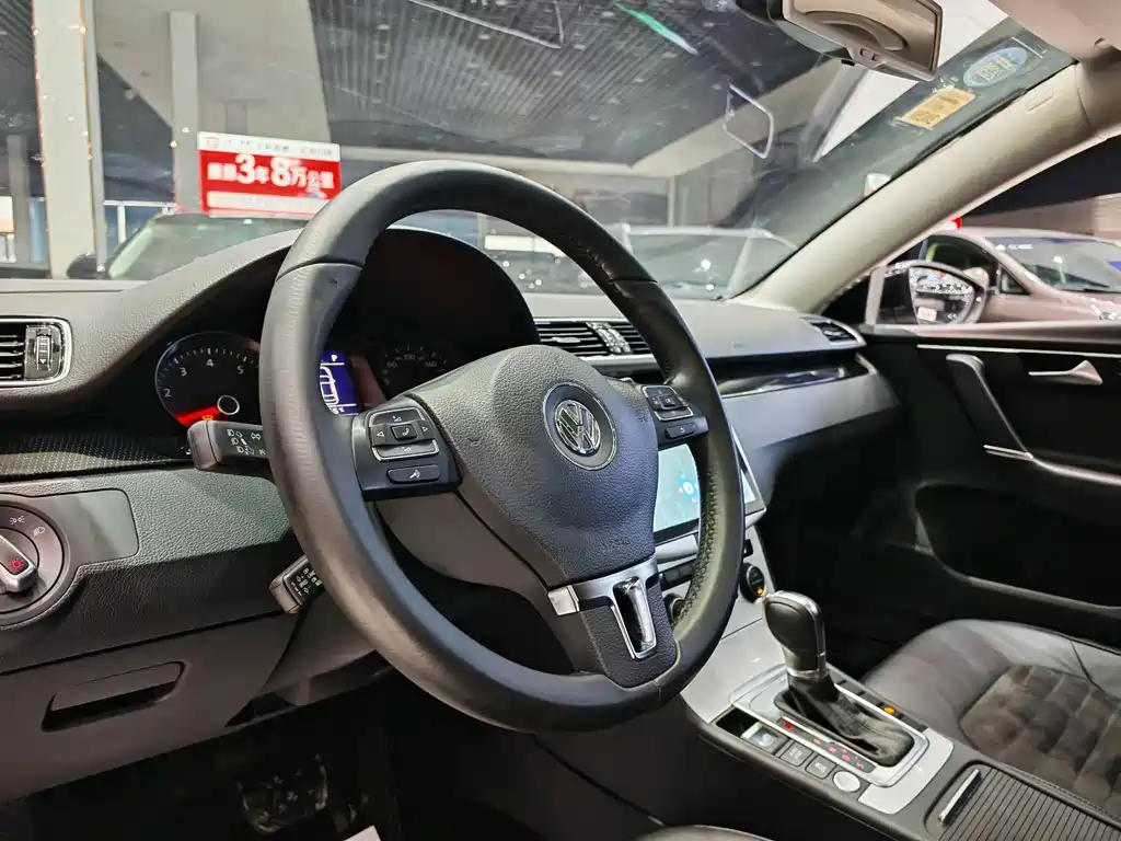 Volkswagen Magotan 2016