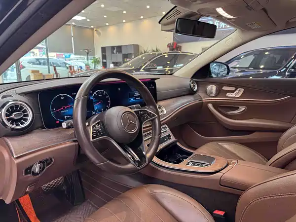 Mercedes-Benz E-Class 2021