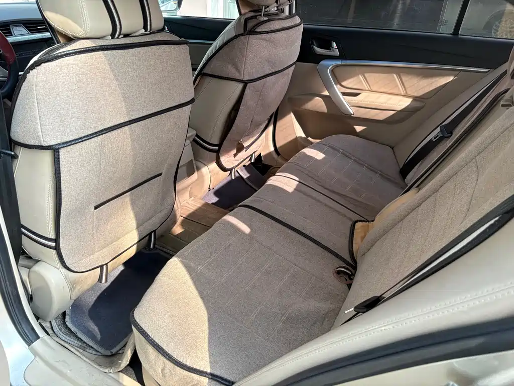 Geely Emgrand 2017