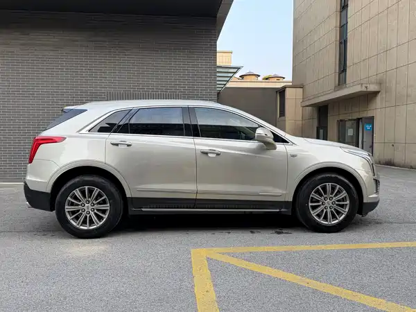 Cadillac XT5 2016