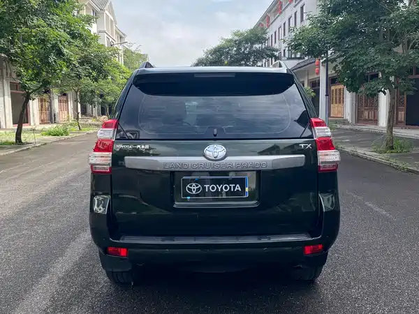 Toyota Prado 2016