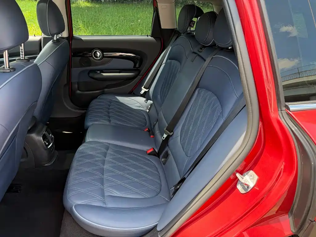MINI Clubman 2020 — фото 12
