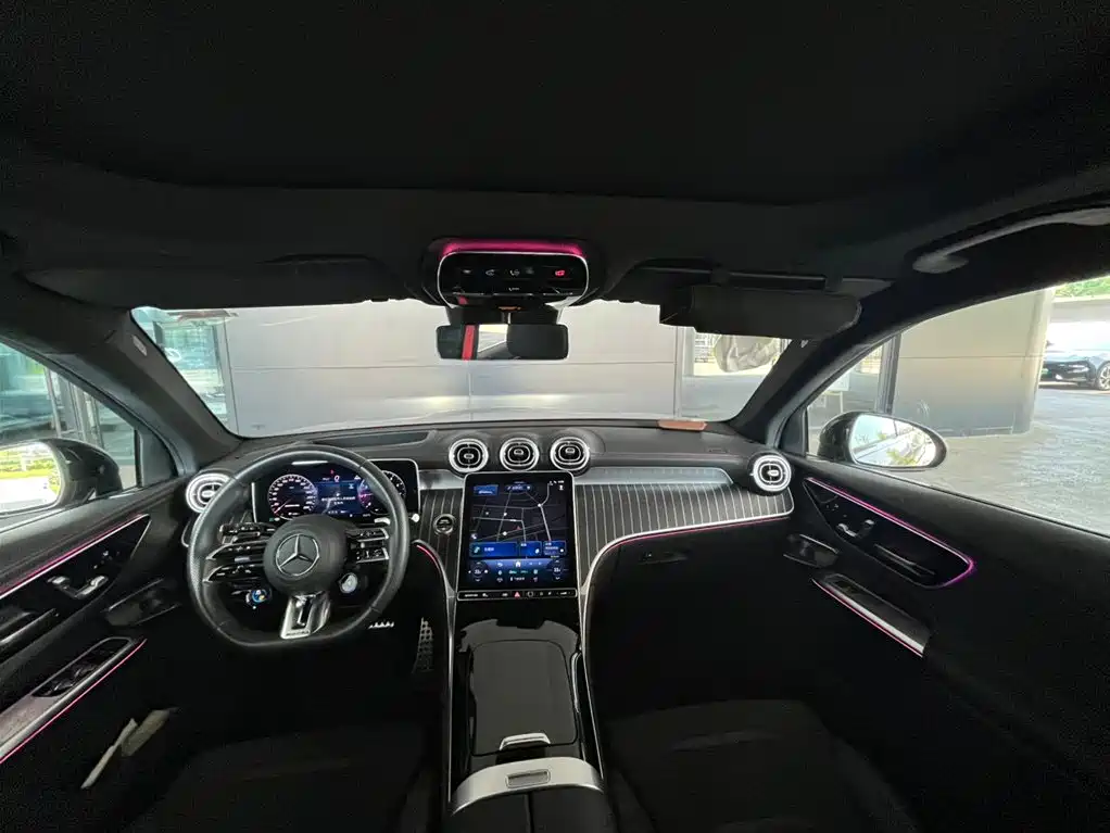 Mercedes-Benz GLC AMG 2025 — фото 6