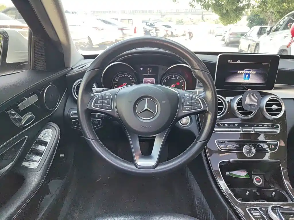 Mercedes-Benz C-Class 2018 — фото 3