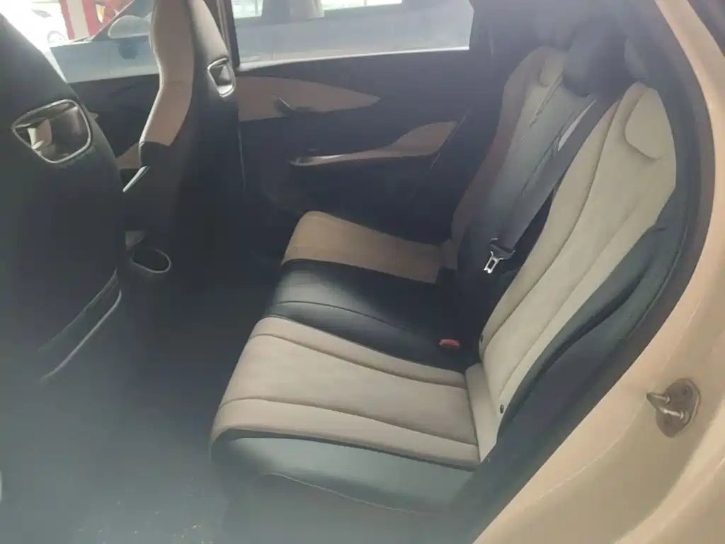 BYD Dolphin 2023 — фото 17