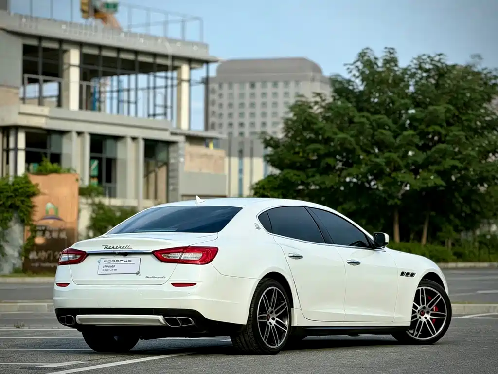 Maserati Quattroporte 2014 — фото 4
