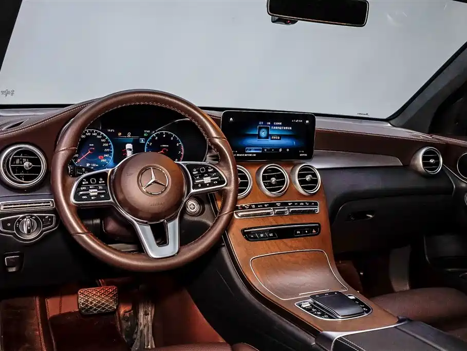 Mercedes-Benz GLC 2023 — фото 33