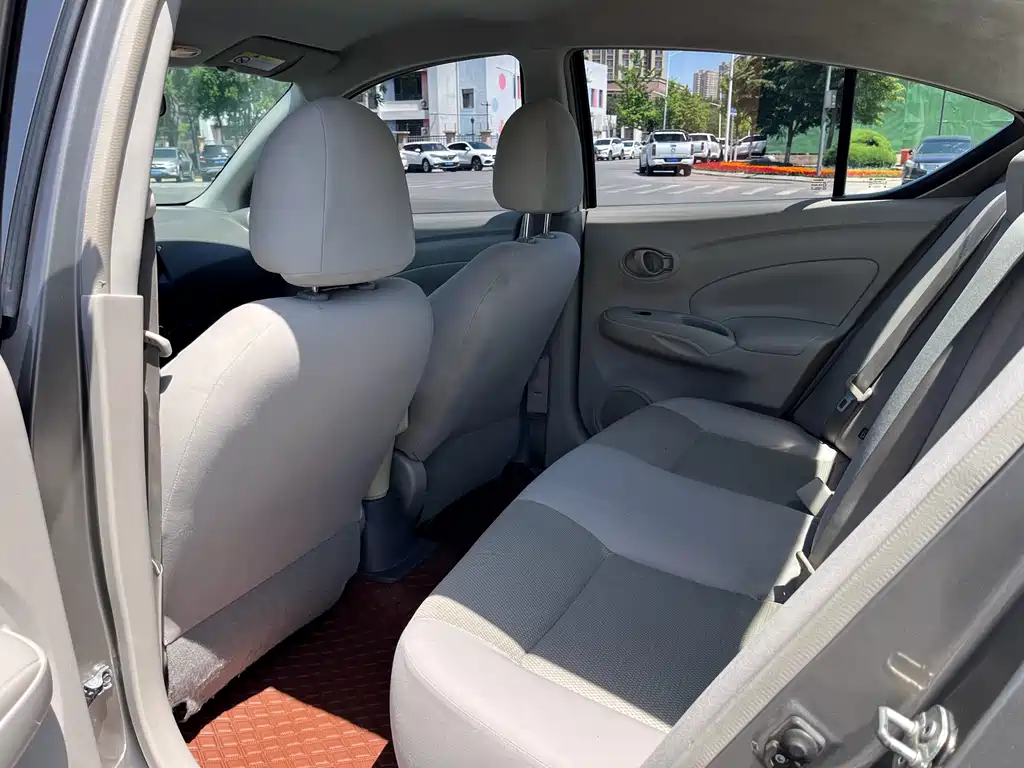 Nissan Sunny 2018 — фото 6