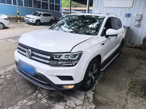 Volkswagen Tharu 2020