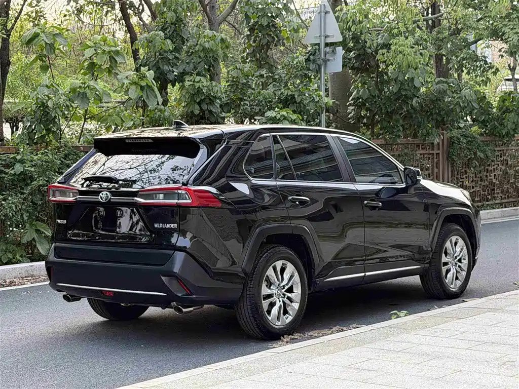 Toyota Wildlander 2021 — фото 4