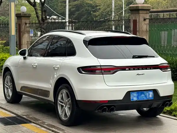 Porsche Macan 2015