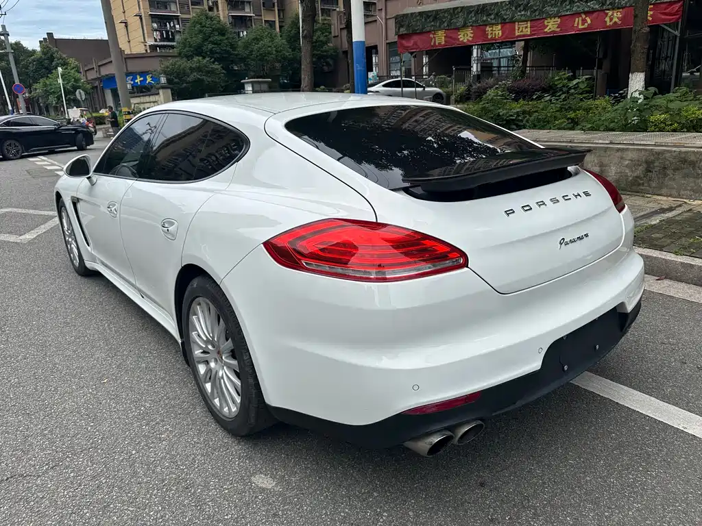 Porsche Panamera 2016 — фото 8